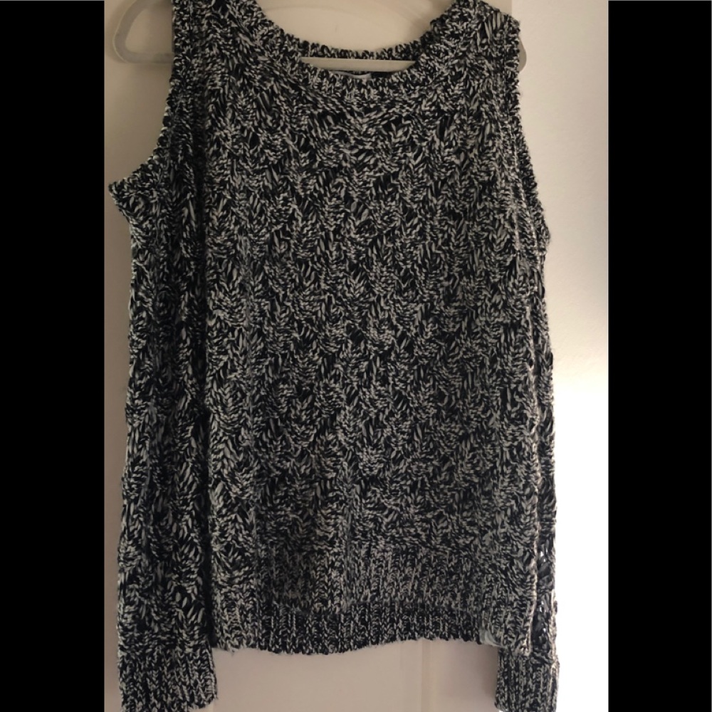 Closet clean out!! Cut out shoulder sweater